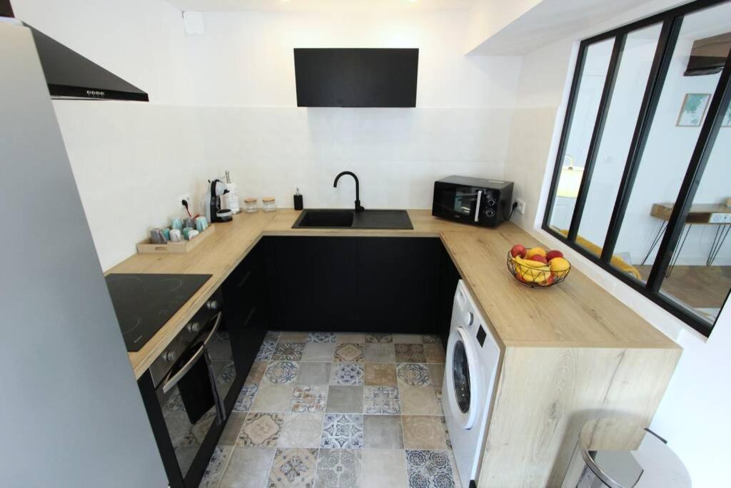 Appartement Centre De Valenciennes Entierement Equipe 64M2 Exterior photo